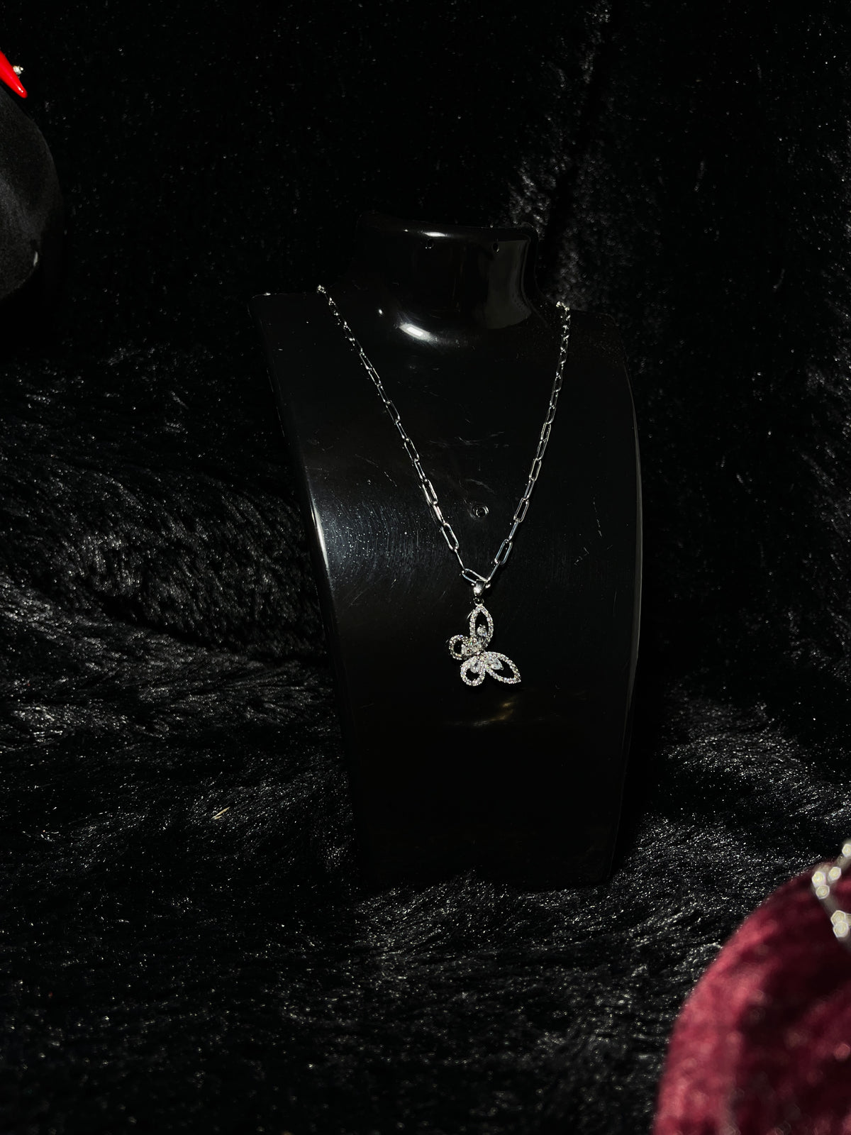 Collar Mariposita