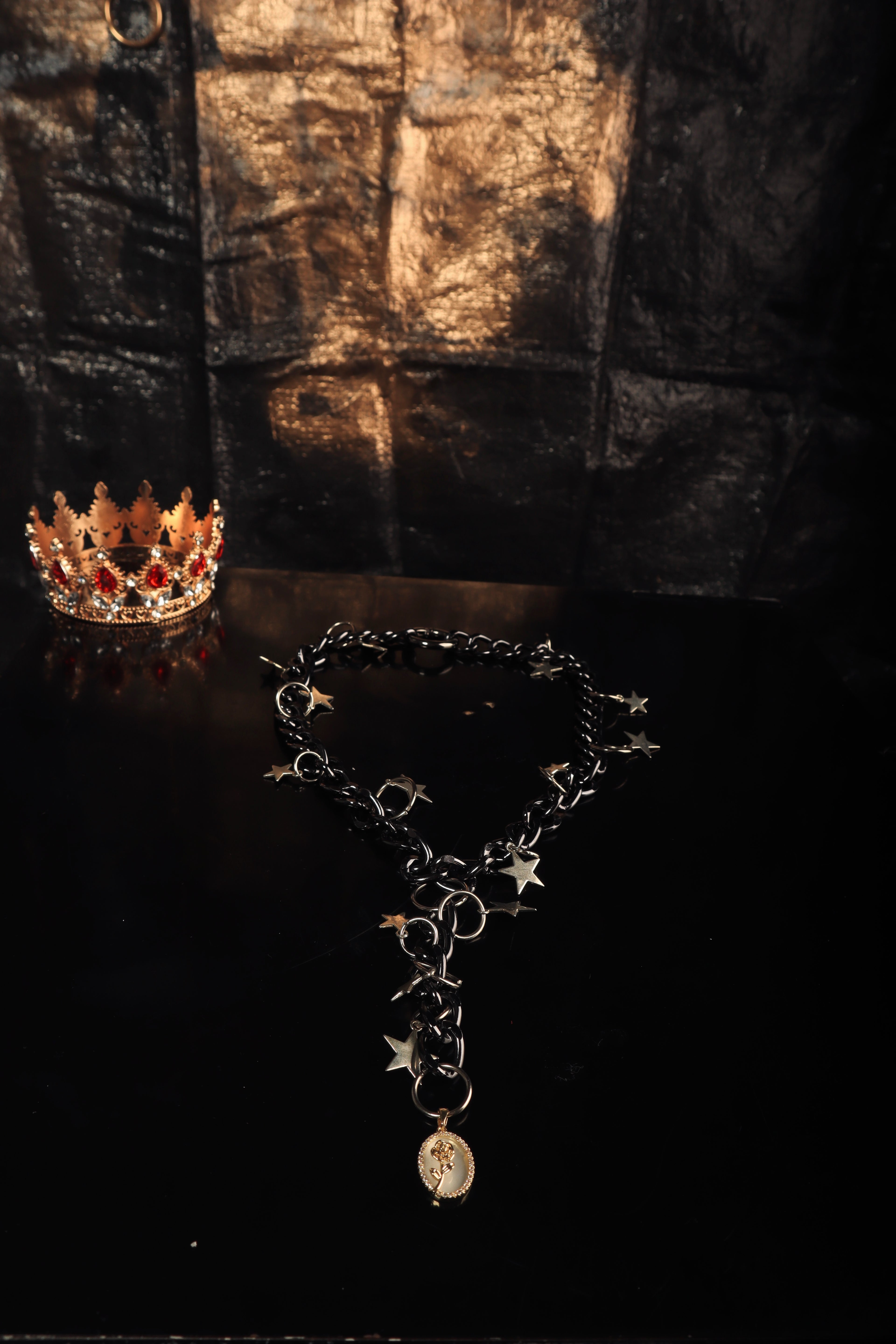 Collar Reina